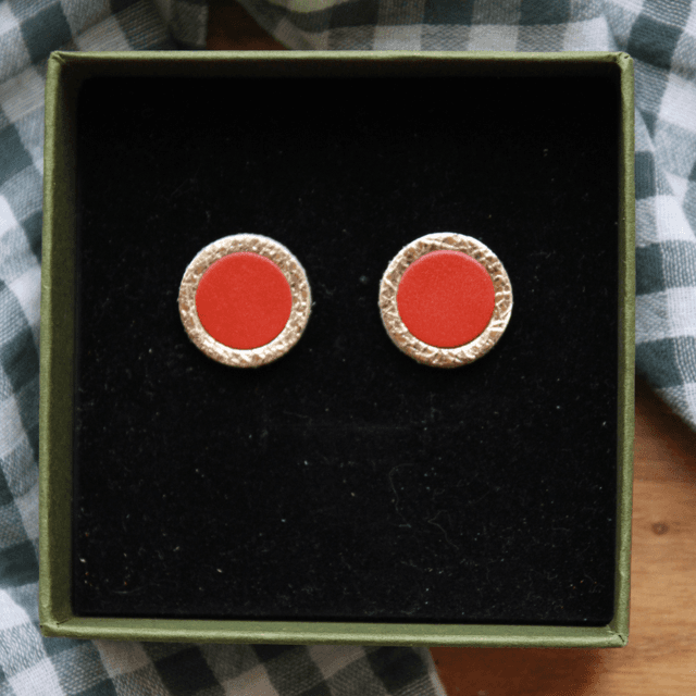Boucles d’oreilles puces cuir rond  